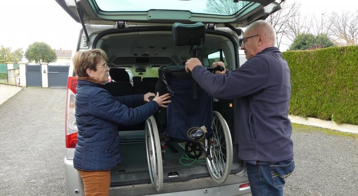 Simone et Michel veulent pouvoir continuer à transporter leur fils