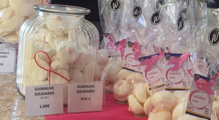Vente caritative de meringues roses