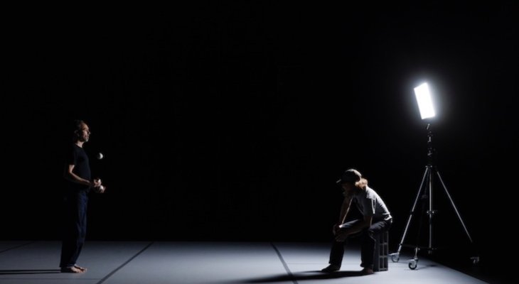 Commencer à exister en avant-première au Sirque