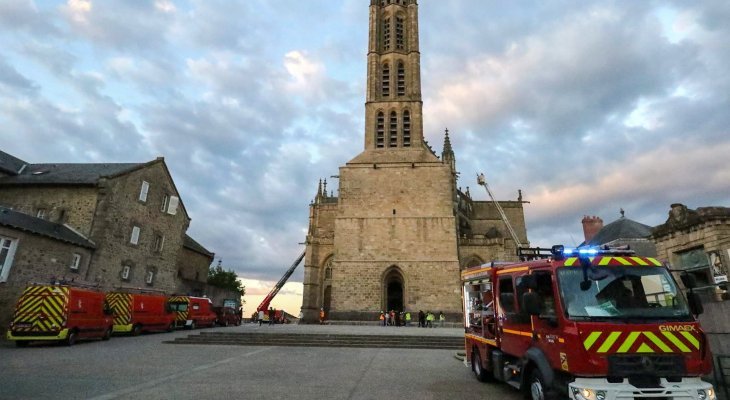 Il n'y avait pas d'incendie à la cathédrale Saint-Etienne !