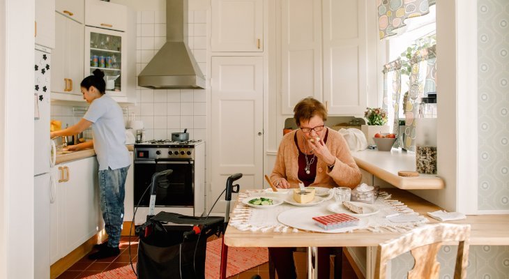 Les services à la personne : un marché confronté à des défis majeurs d'ici 2030 (pages spéciales services à la personne)