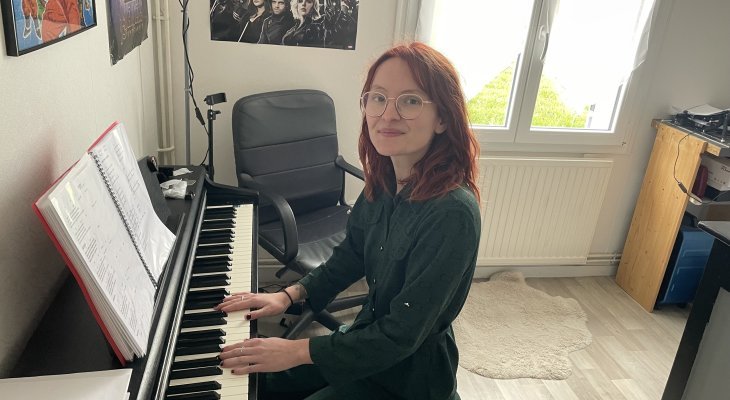 Chloé, une artiste À fleur de peau