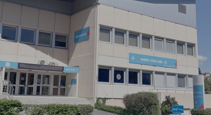 EFS : Cet été, destination Maison du don !