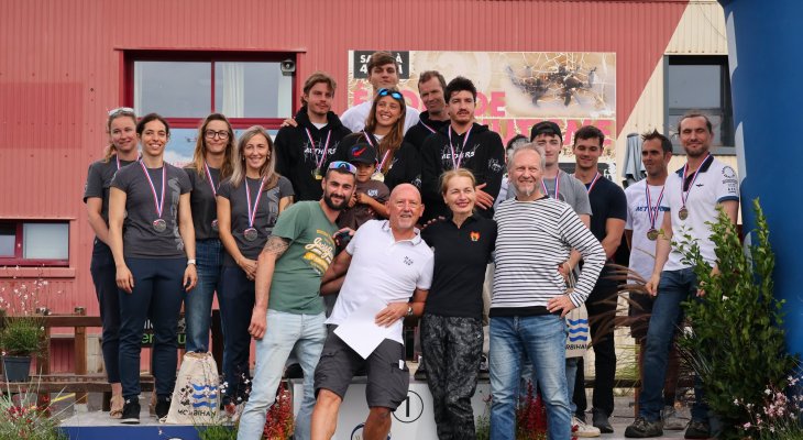 Une parachutiste haut-viennoise médaillée au Championnat de France de vol relatif