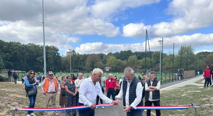 Le nouveau stade des Montarauds inauguré