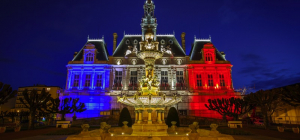 La nouvelle façade de l’hôtel de ville se pare de mille feux