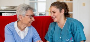 Bien choisir une structure d'aide à domicile...