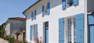 Dans notre dossier spécial habitat : Volets roulants ou battants, motorisés ou pas, lesquels choisir ?