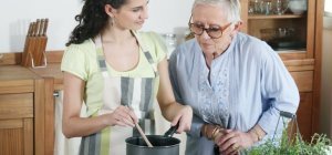 Aide à domicile : qu'a changé le prélèvement à la source ? (Dossier spécial services à la personne)