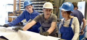 « 1 jeune 1 solution » : des aides pour entrer dans la vie professionnelle (Dossier spécial formation)