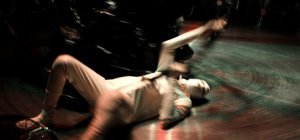 Découvrir Phia Ménard en deux oeuvres et deux visions