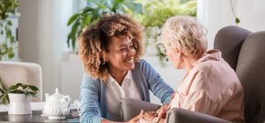 La silver économie, l'eldorado en termes d'emplois (dossier spécial aide à la personne)