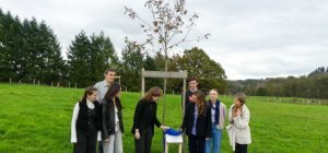 Oradour : un arbre pour les musiciens du Requiem