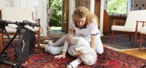 Chute : savoir se relever et relever les autres (Dossier spécial seniors)