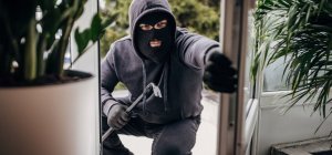 Comment limiter les risques de cambriolage pendant les vacances ?