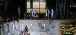 La difficile naissance de la féminité d'une jeune fille fragile